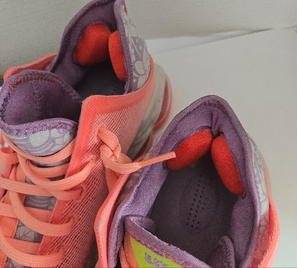 Nike LeBron XIX (19) Low Shoes~ Crimson Bliss (DQ8344-600) Men's Size 12 - Picture 4 of 5